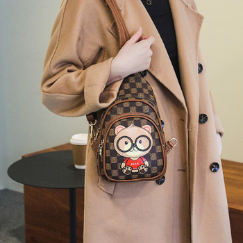 North bag Vertikalna crossbody torba, PU materijal, urban stil, zatvarač, skriveni unutarnji džep