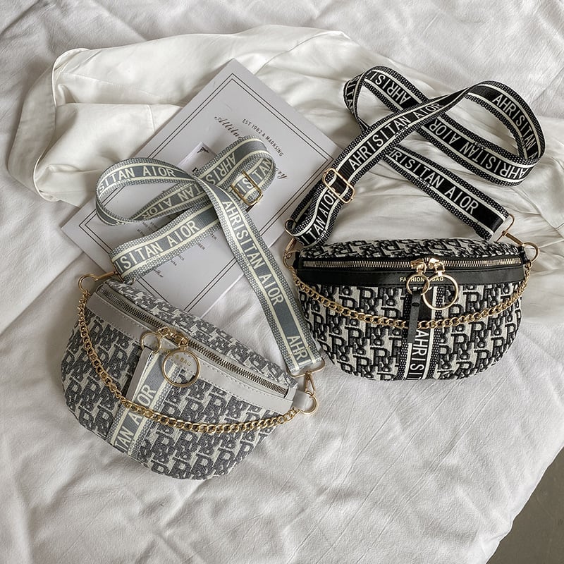 Shell Bag crossbody — pleteni materijal, podloga od poliestera, zatvarač, unutarnja džep sa zatvaračem, mekana tekstura