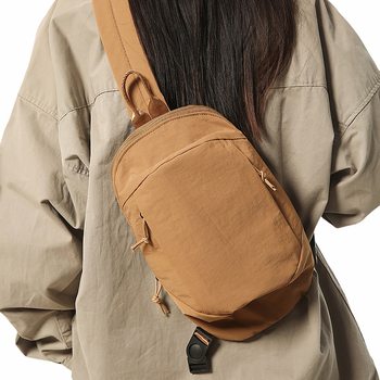 Crossbody Chest Bag – najlon, gradski stil, zatvarač, laminirani unutarnji džep, jesen 2025