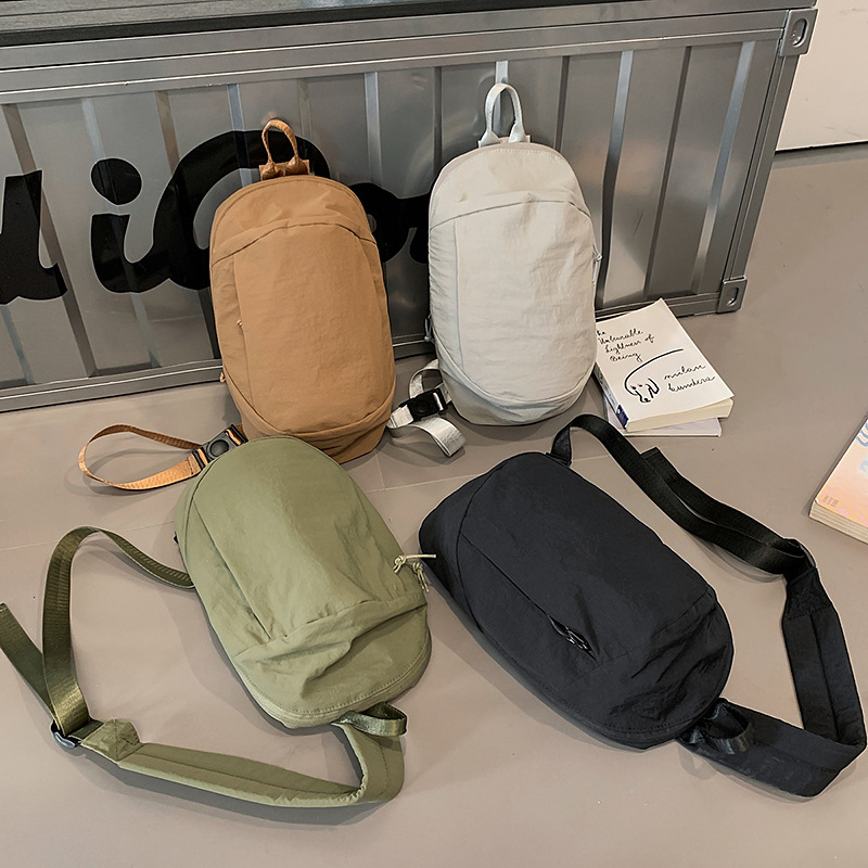 Crossbody Chest Bag – najlon, gradski stil, zatvarač, laminirani unutarnji džep, jesen 2025