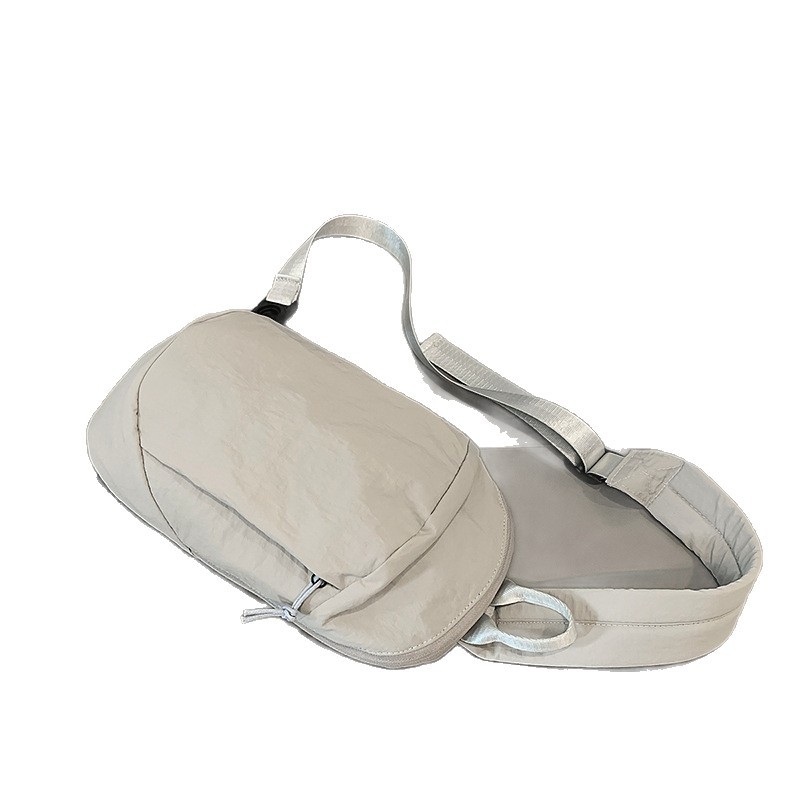 Crossbody Chest Bag – najlon, gradski stil, zatvarač, laminirani unutarnji džep, jesen 2025