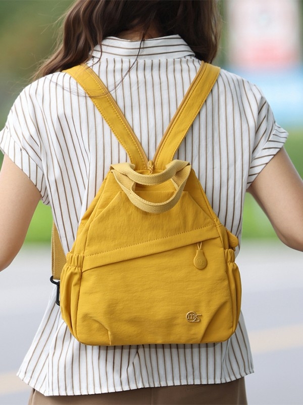 Ženska trofunkcionalna torba za prsa za vanjska putovanja — lagana crossbody torba (Materijal: Oxford tkanina; Podstava: Poliester; Način otvaranja: Zip; Unutarnji džepovi: džep za telefon, laminirani džep na zip; Godina/Sezona: jesen 2025)