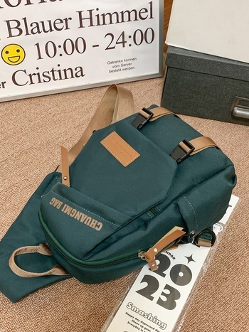 Nylon Crossbody torba za žene - Veliki kapacitet, Proljeće 2025, Zatvaranje zatvaračem, Skriveni džep sa zatvaračem (Materijal: Nylon; Kapacitet: Velik; Sezona: Proljeće 2025; Zatvaranje: Zipper; Unutarnji džep: Skriveni džep sa zatvaračem)