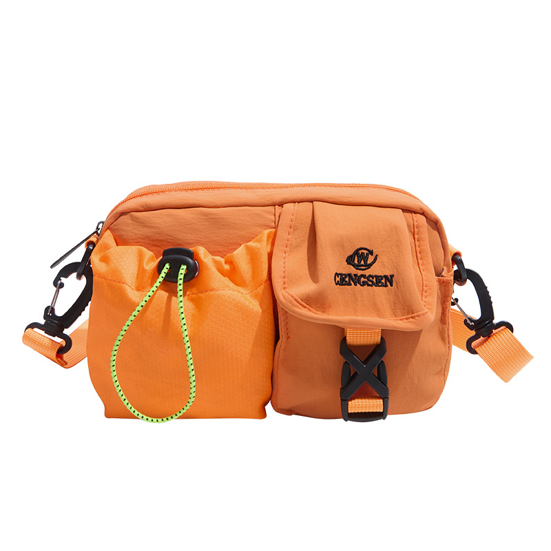 Casual lagana torbica za prsa u japanskom stilu od PU materijala, zatvarač, unutarnji džepovi za telefon i dokumente, jedna naramenica crossbody, pogodna za slobodno vrijeme putovanja