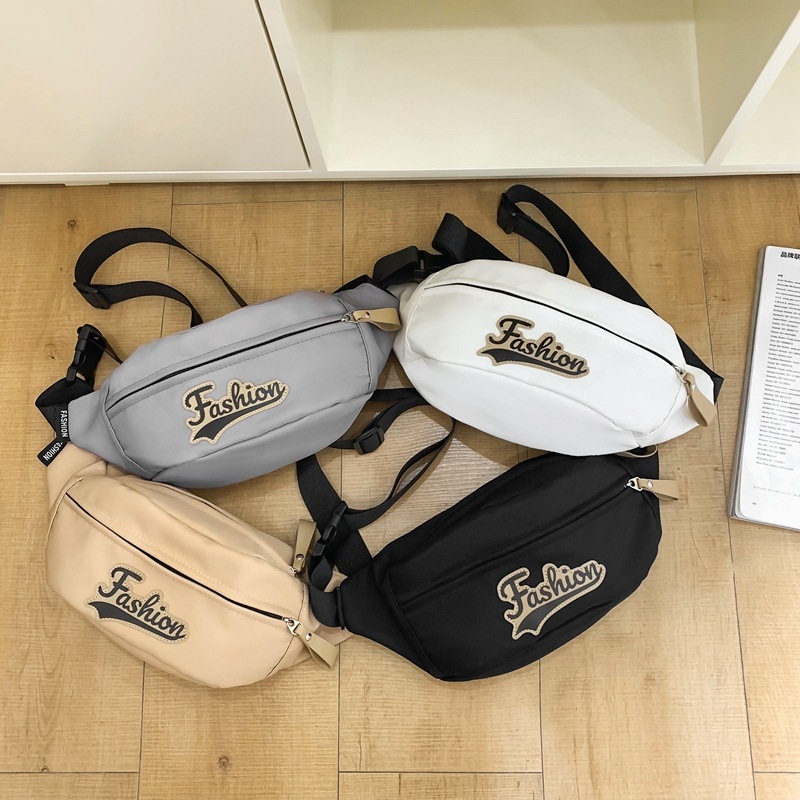 Ženska crossbody torba — najlon, zatvarač, od poliester, veliki pretinac za telefon, pogodna za dnevne izlete