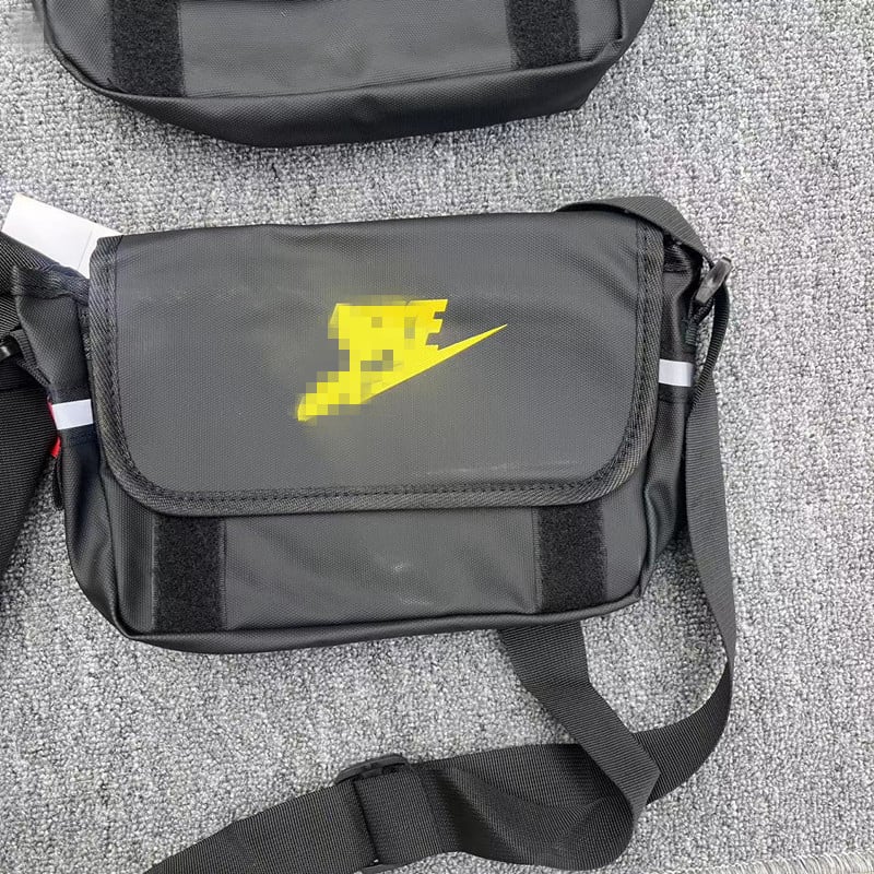 Geantă crossbody cu formă pătrată mică, stil urban minimalist, material Oxford, căptușeală din poliester