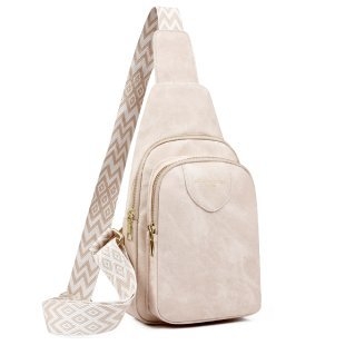Crossbody torba — PU, meka tekstura, zip zatvarač, ID pretinac, poliesterska podstava