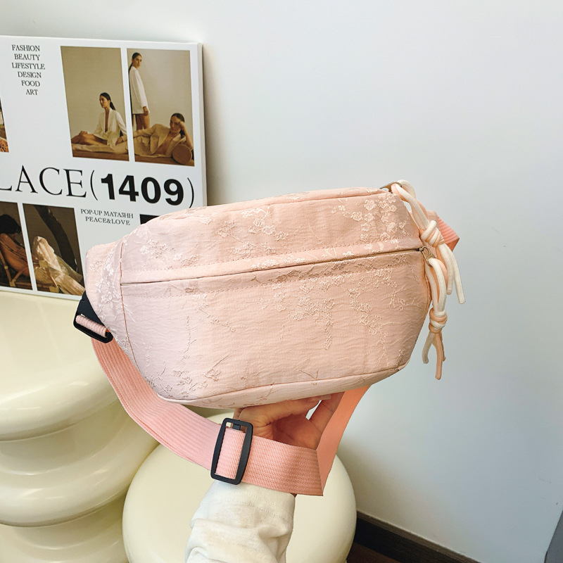 Crossbody/pojas torba s džepom za telefon, pamuk, najlon podstava, zatvaranje na zatvarač, unutarnji pretinac, gradski minimalistički stil, ljeto 2024