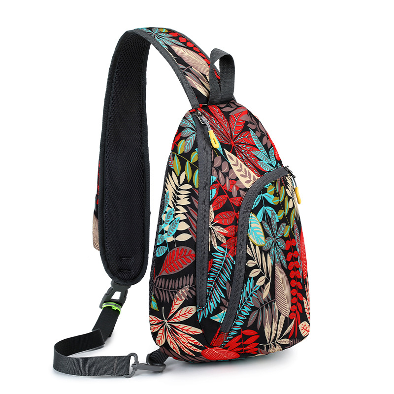 Ženska crossbody torbica – cvjetni uzorak, PU materijal, zatvarač, najlonska podstava, unutarnja džep