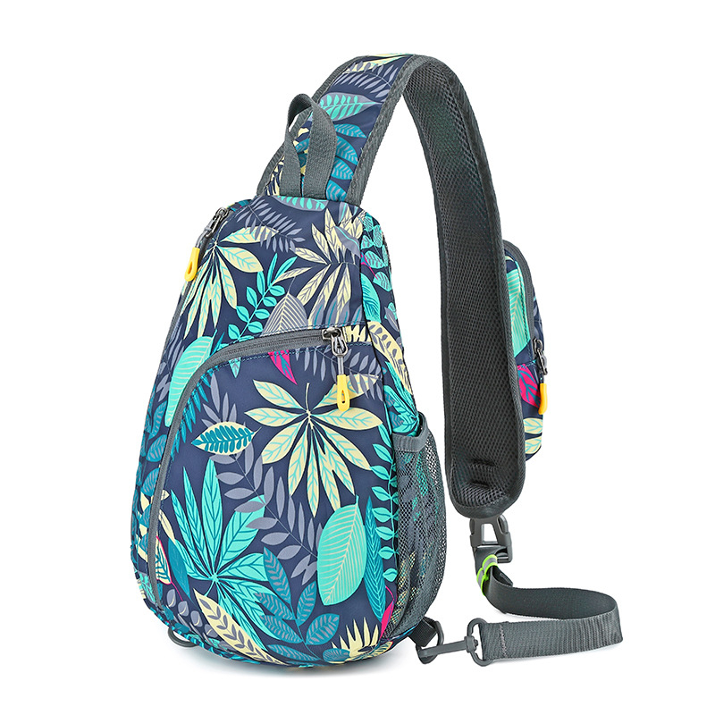 Ženska crossbody torbica – cvjetni uzorak, PU materijal, zatvarač, najlonska podstava, unutarnja džep