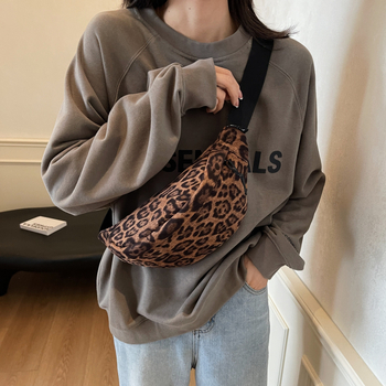 Чанта от велур през рамо — уличен стил, есен 2024, цип, вътрешен джоб с цип