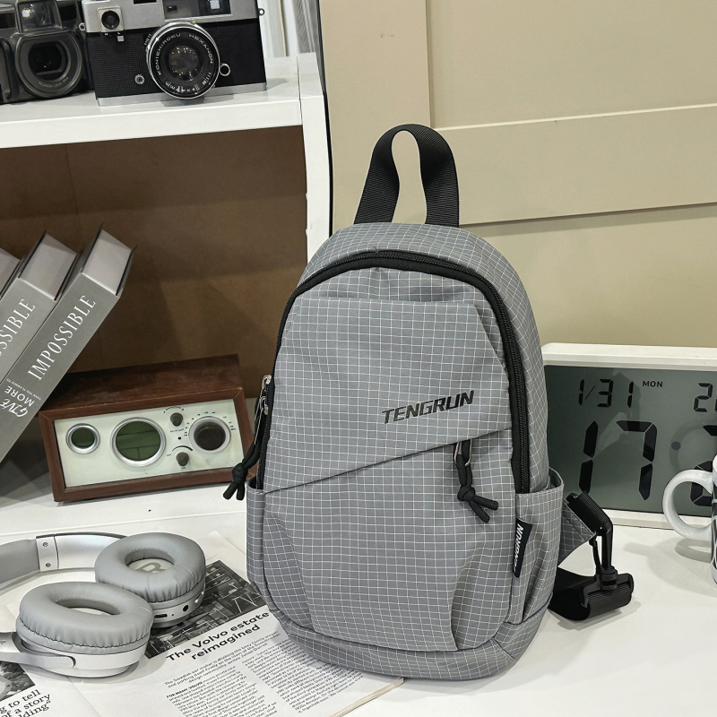 Crossbody torba – urbana jednostavnost, najlon, podstava od poliester-pamuk, zatvaranje zatvaračem, unutarnja struktura dokument torbe, mekana, Zima 2025, Blue canon.