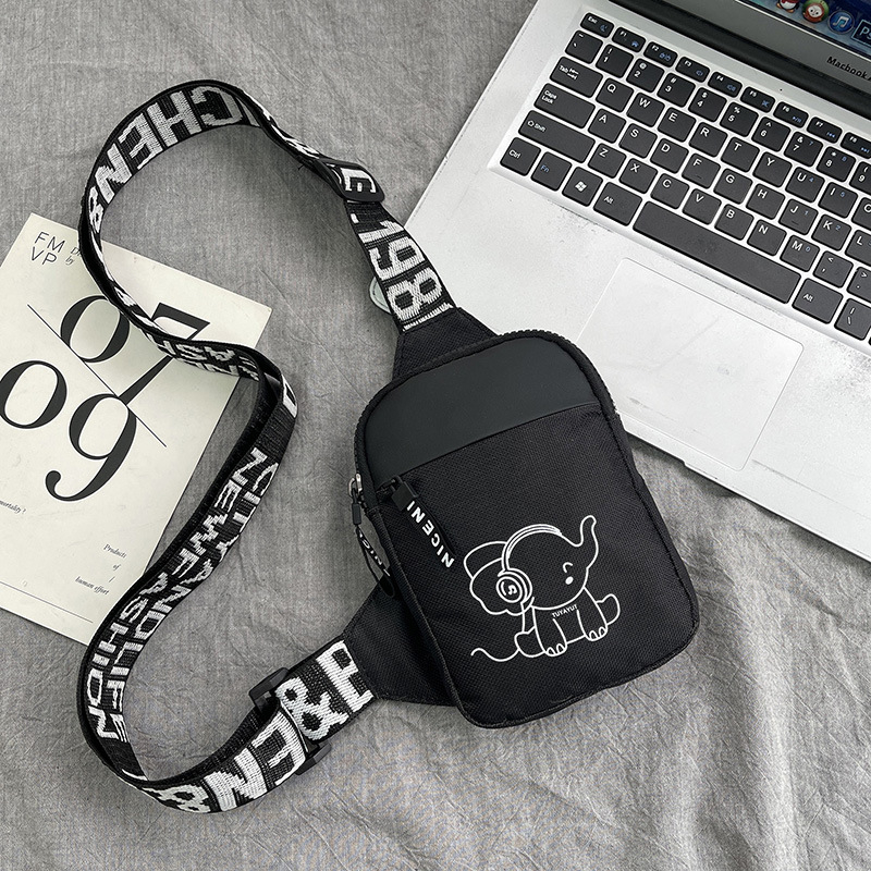 Crossbody torba s jednim remenom, najlon materijal, zatvaranje na zip, vanjska torba tipa Digging bags, pogodna za slobodno vrijeme putovanja