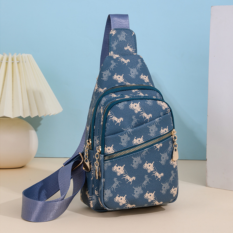 Ženska crossbody torba – PU materijal; poliester podstava; zatvarač; unutarnja ID pretinac; trodimenzionalni vanjski dizajn