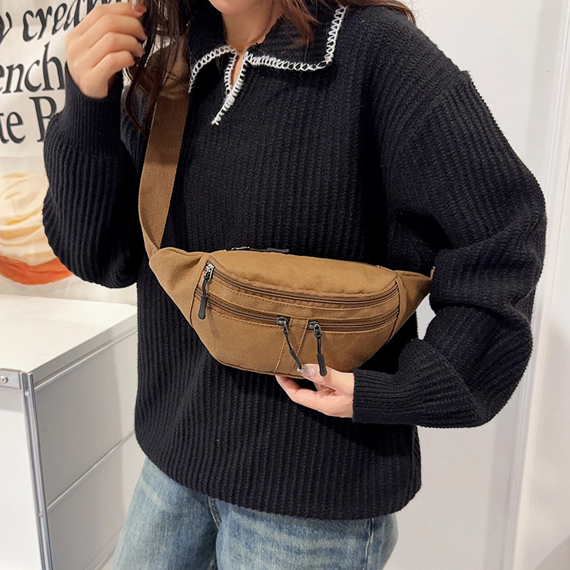 Ženska platnena crossbody torba, gradski stil, jesen-zima 2025 (Materijal: platno; Podstava: poliester; Zatvaranje: zip)