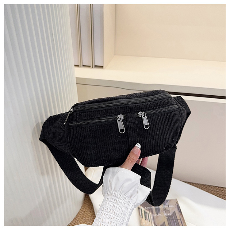Crossbody torba Corduroy, gradska jednostavnost, Saddle bag stil, Dumpling oblik, zatvaranje zipom