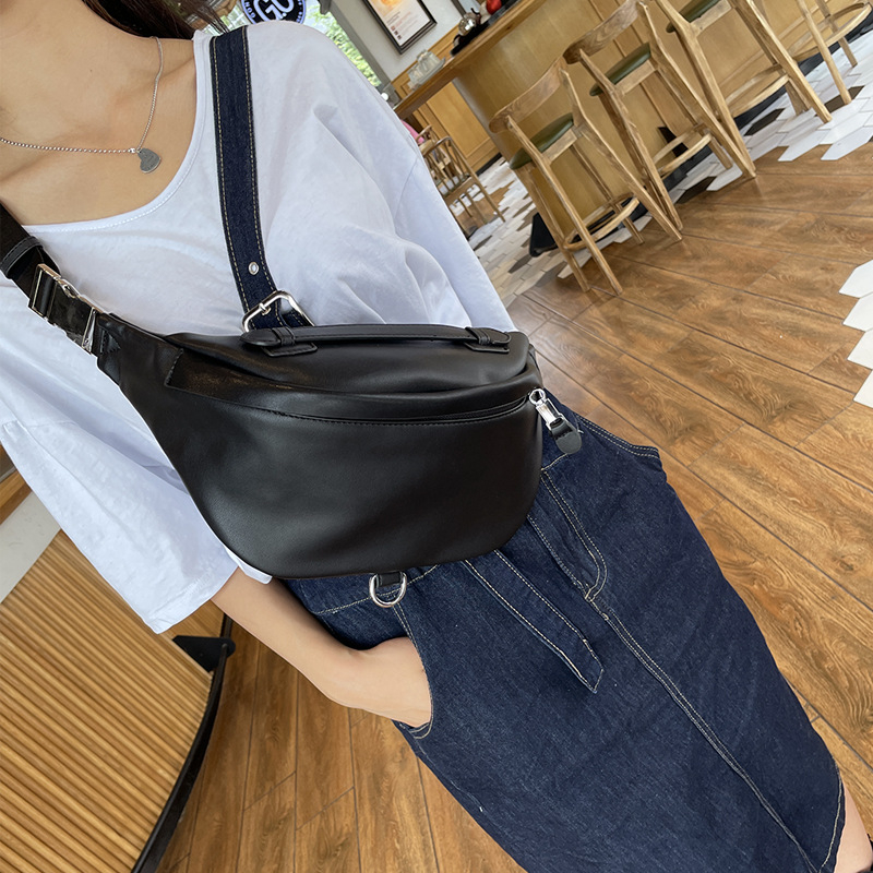 Ženska crossbody torba, ulični stil, PU koža, proljeće 2025, zatvaranje na zip, unutarnji džepovi: džep sa zipom, džep za telefon, džep za identifikacijsku karticu, trodimenzionalni dizajn