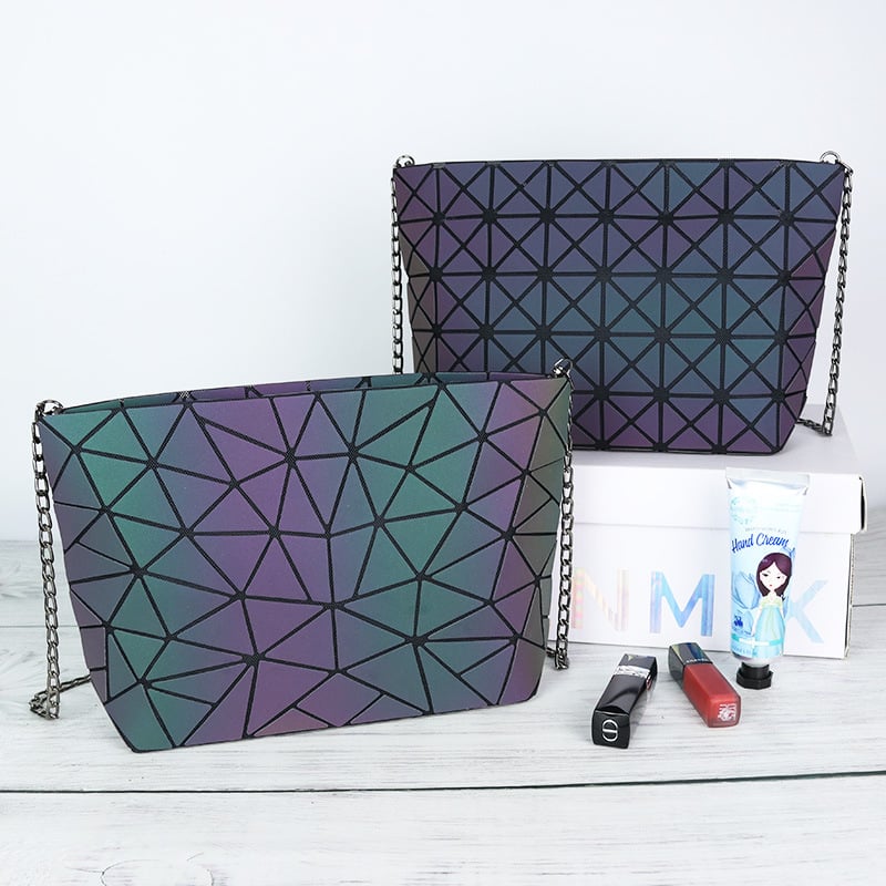 PU Messenger torba, bucket stil, crossbody, zatvaranje na zip, unutarnji džep s zipom i džep za telefon, jednoručna naramenica