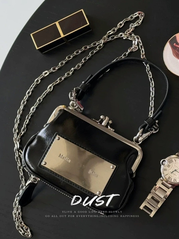 Geantă Matin crossbody - stil urban minimalist, material poliester, căptușeală nylon, compartimente multiple ( buzunar cu fermoar, buzunar pentru telefon, buzunar pentru ID), deschidere cu cârlig, Jy2029