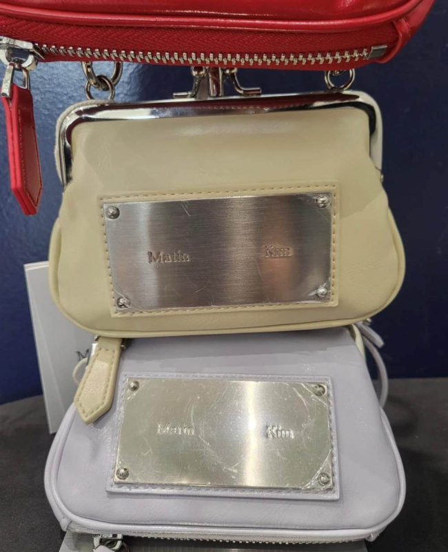 Geantă Matin crossbody - stil urban minimalist, material poliester, căptușeală nylon, compartimente multiple ( buzunar cu fermoar, buzunar pentru telefon, buzunar pentru ID), deschidere cu cârlig, Jy2029