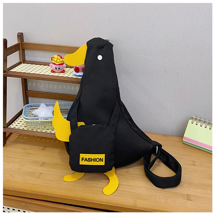 Krosbody torba u japanskom stilu s motivom patke, platnena tkanina, zatvarač, pretinac za telefon, poliester podstava