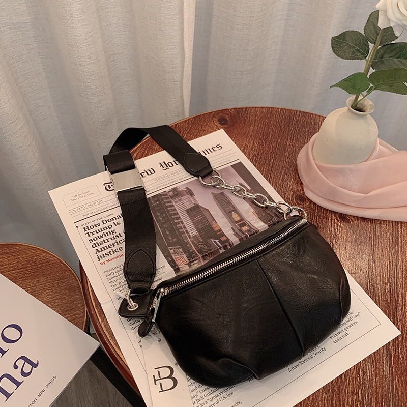 Crossbody torba od PU-a, dumpling oblik, gradski stil, zatvarač, unutarnja džep s zatvaračem