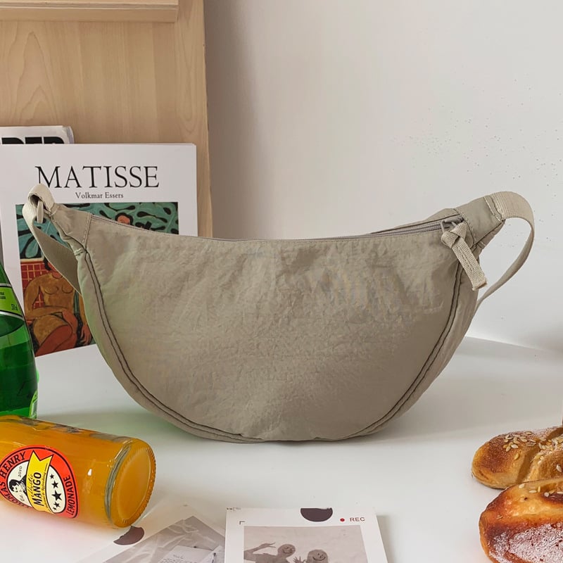 Dumpling crossbody torbica od najlona, jednostavan diagonalan stil, horizontalni kvadratni oblik, zatvarač, unutarnji džepovi za telefon i ID, s unutarnjim slojem, Proljeće 2025