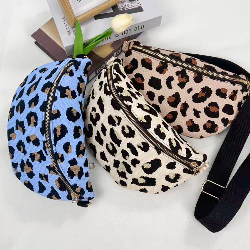 Ženska crossbody torba, leopard uzorak, korejski stil pleteni, lagana, velika kapaciteta, poliester, zatvaranje na zip, unutarnja džep s zipom