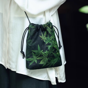 Geantă din mătase, închidere cu șnur (Formă verticală pătrată, buzunar intern pentru telefon, căptușeală din poliester, curea simplă)