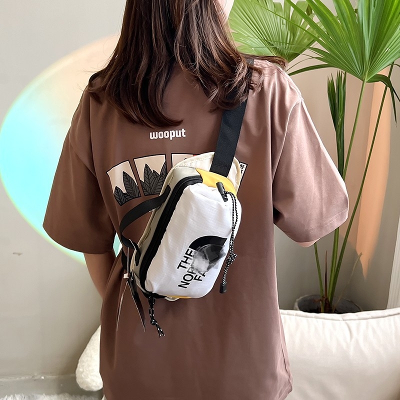 Nylon crossbody torba za pojas s zatvaračem, 3D vanjski dizajn, skriveni džep sa zipom, gradski minimalistički stil, proljeće 2025
