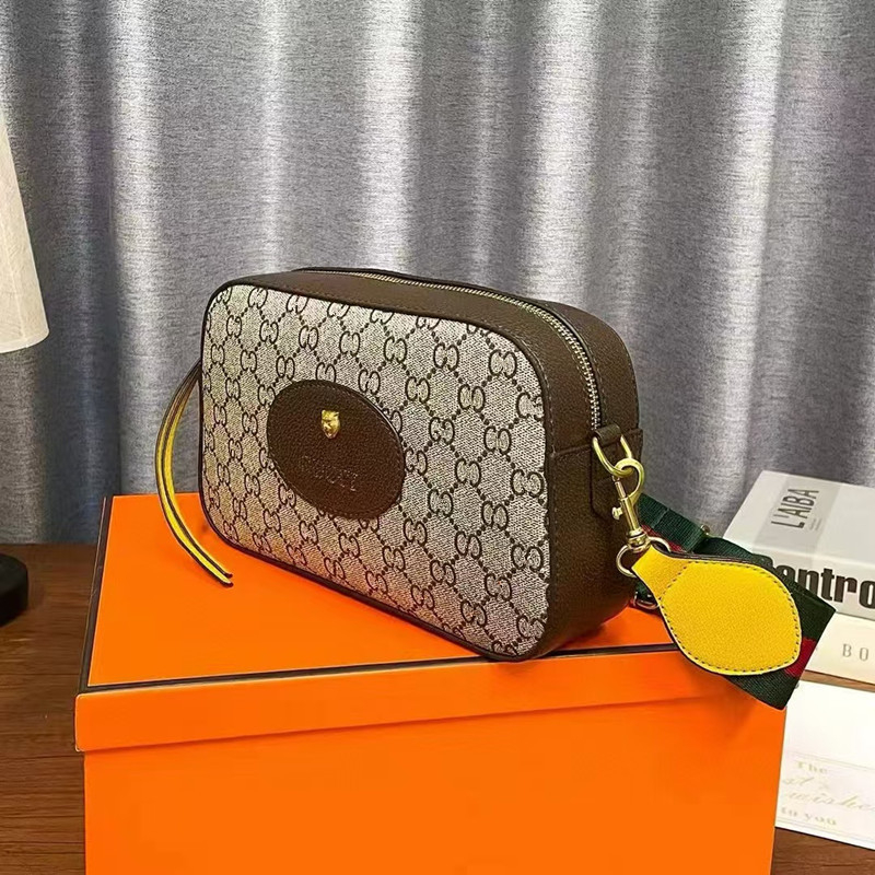 PVC fényképezőgép táska cipzárral, nylon béléssel, belső zsebek telefonhoz, azonosítóhoz és kamerához, köztes réteg