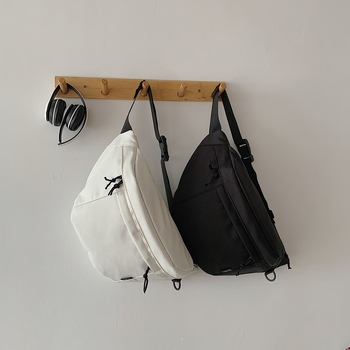 Muška Chest Bag za dnevnu upotrebu: lagana, prozračna od Oxford tkanine, podstava poliester, brend KVE, velikog kapaciteta