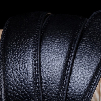 Férfi bőrszíj - első osztályú tehénbőr, lychee mintázat, automata csat, szélesség 2-4 cm, CHARM KAISER