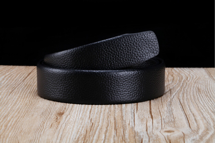 Férfi bőrszíj - első osztályú tehénbőr, lychee mintázat, automata csat, szélesség 2-4 cm, CHARM KAISER