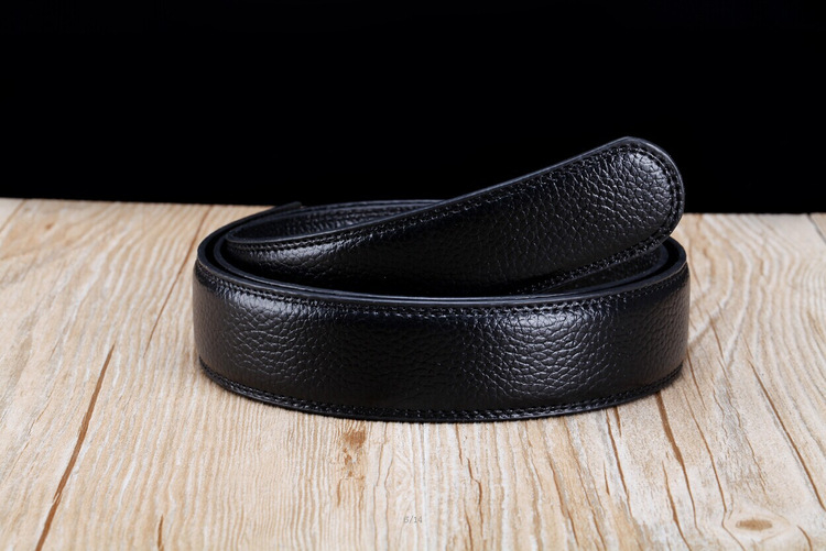 Férfi bőrszíj - első osztályú tehénbőr, lychee mintázat, automata csat, szélesség 2-4 cm, CHARM KAISER