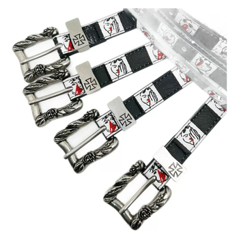 PU bőrből készült öv, ötvözet csattal, tűcsatt, keskeny szélesség <2 cm, kockás minta