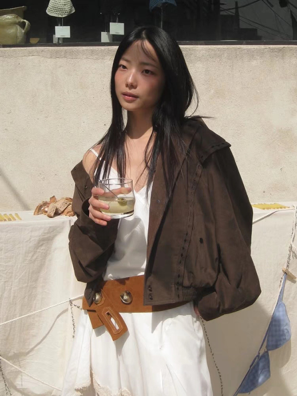 Кожен колан в ретро стил; Материал: PU кожа; Катарама: сплав; Затваряне: кука и лепенка; Ширина: над 4 см