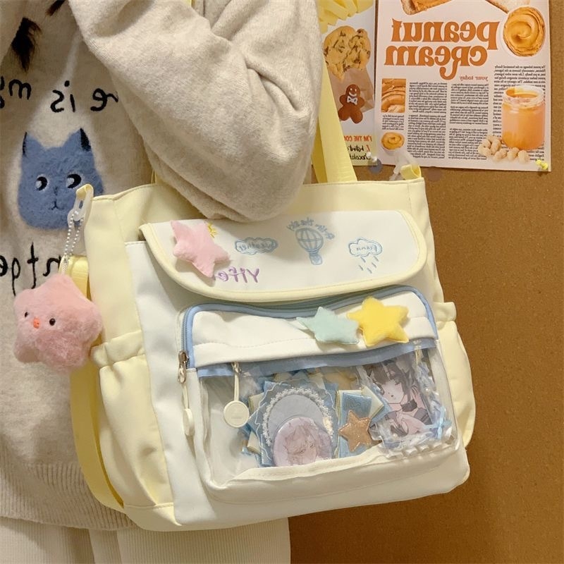 Denim tote torba s izvezenim motivom, vodoravni kvadratni oblik, zip zatvarač, unutarnja džep