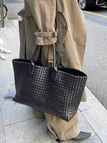 Дамска чанта Tote, ръчно тъкана, голям капацитет, PU материал, подплата от изкуствена кожа, хоризонтална квадратна форма, отворен дизайн, вътрешен джоб за телефон, две дръжки, лято 2025