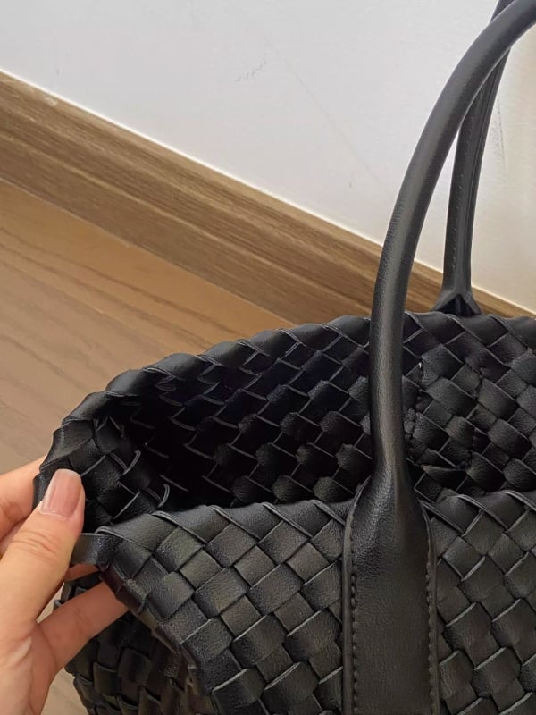 Дамска чанта Tote, ръчно тъкана, голям капацитет, PU материал, подплата от изкуствена кожа, хоризонтална квадратна форма, отворен дизайн, вътрешен джоб за телефон, две дръжки, лято 2025