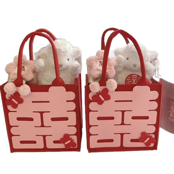 Saculețe cadou de nuntă cu motiv fluture — fet nețesut, ștanțare prin încălzire, stil festiv, Orun