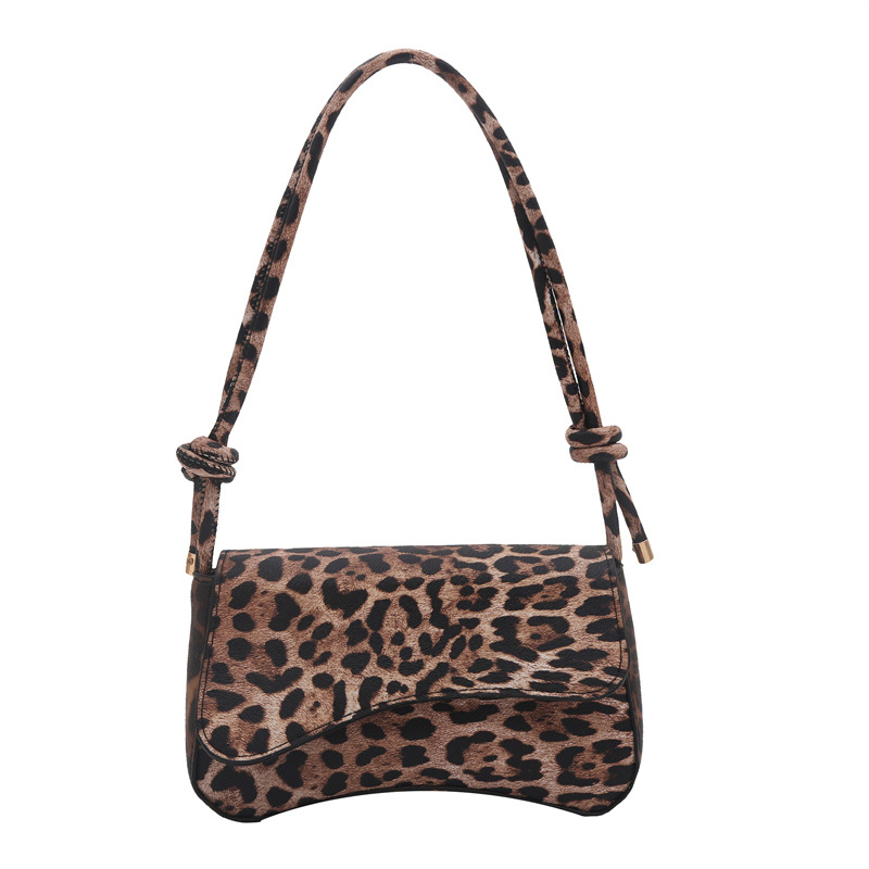 Ženska kvadratna torbica s leopard uzorom – urbano minimalistički stil, poseban materijal, zatvaranje poklopca, džep za telefon, trodimenzionalan dizajn