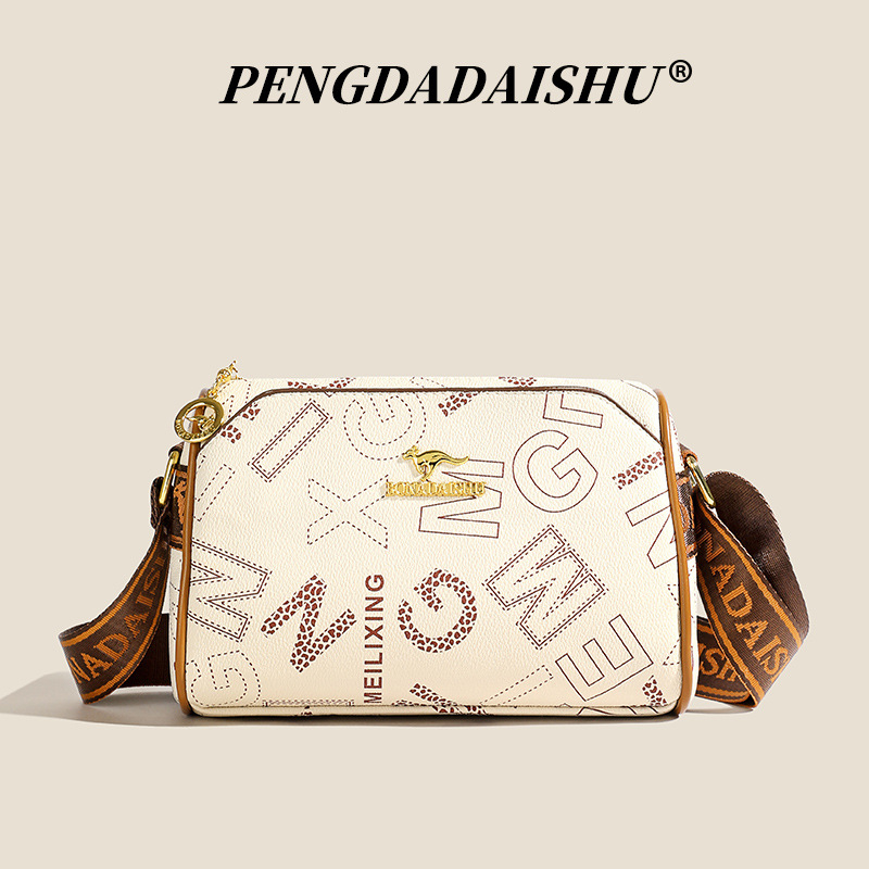 Ženska torbica za rame oblik jastučastog tipa, PU materijal, podstava od poliester, zatvaranje zatvaračem, unutarnja džep s zatvaračem