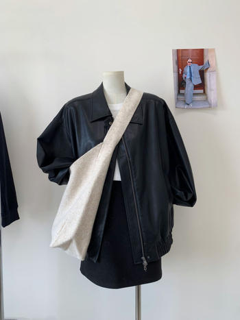 Ženska torba preko ramena od vunenog materijala, ovalnog oblika, velika kapaciteta, gradski stil, unutarnja džep za telefon, poliester podstava