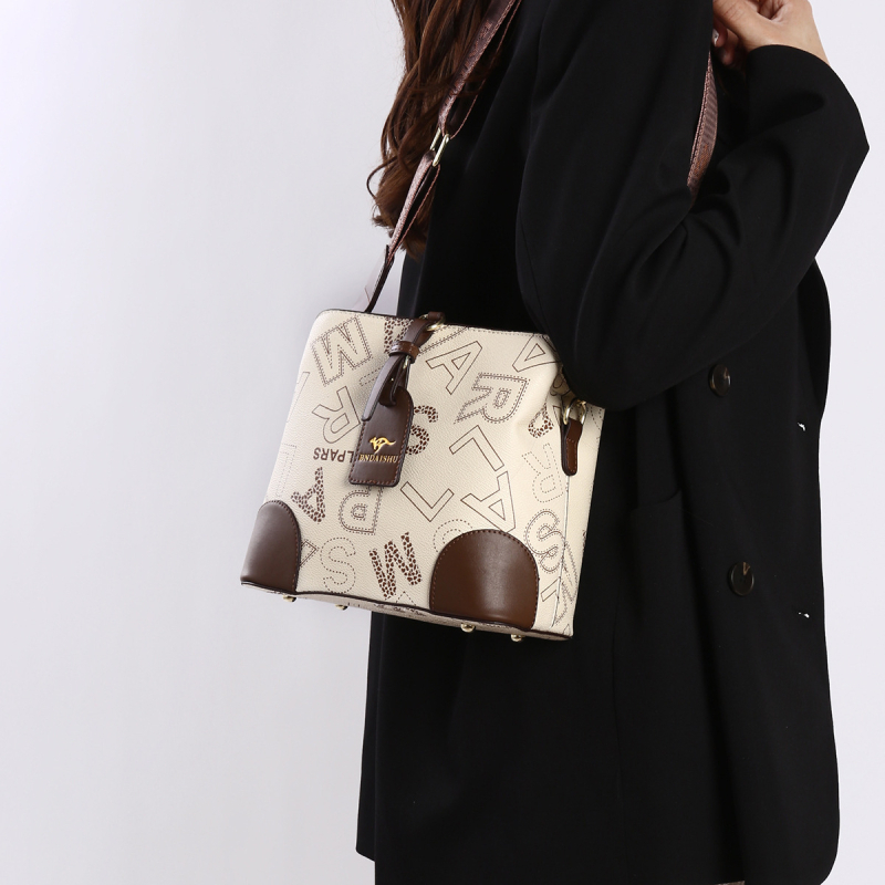 Ženska crossbody bucket torba — PU koža, zatvarač, unutarnja ID pretinac, oblik kante, jednoručni remen (Ljeto 2024, street trend)