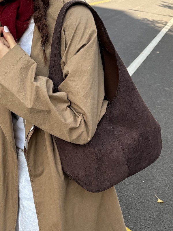 Kanta torba, gradski stil, velur, magnetsko zatvaranje, džep za dokumente