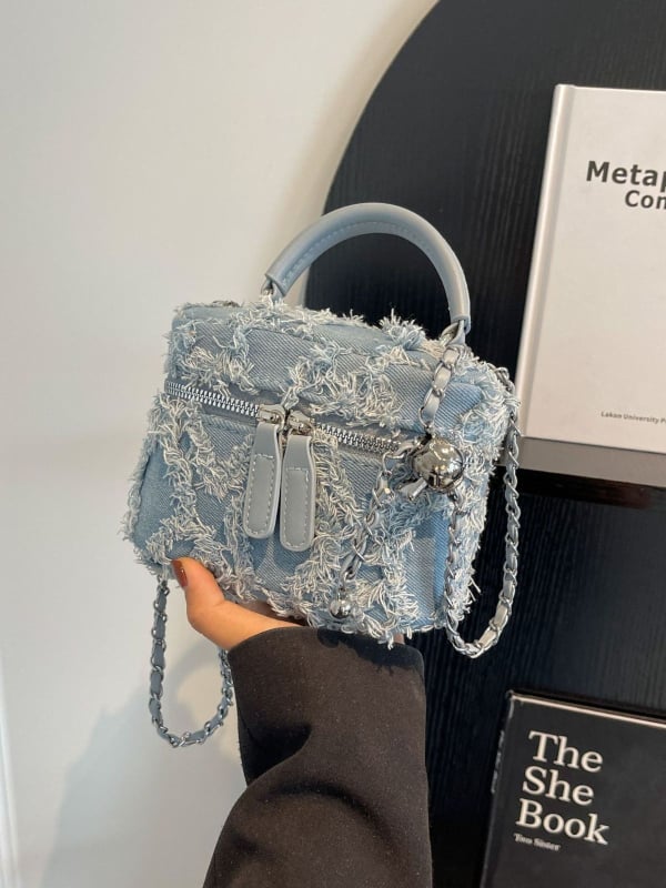 Ženska denim bucket torba, urban minimalistički stil, mali kvadratni dizajn, zatvaranje na zip