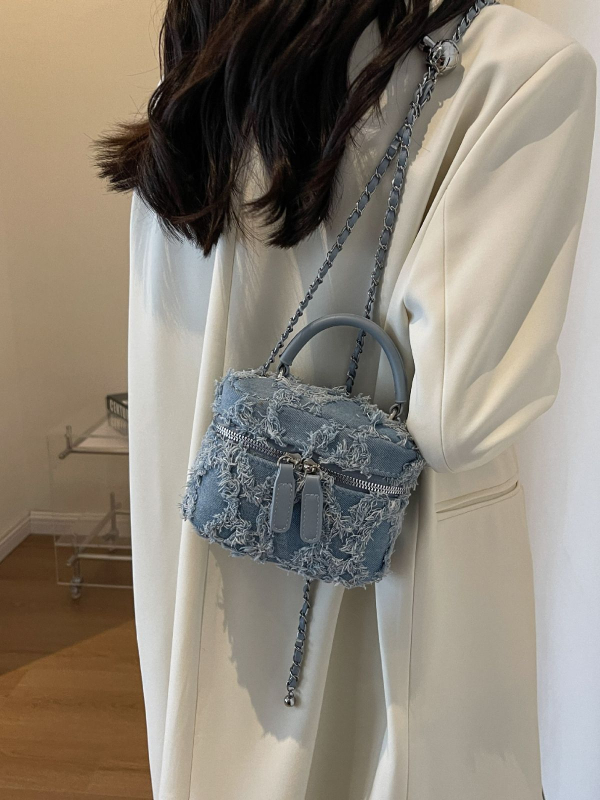 Ženska denim bucket torba, urban minimalistički stil, mali kvadratni dizajn, zatvaranje na zip