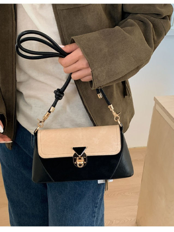 Ženska crossbody torba u gradskom minimalističkom stilu, PU koža, horizontalni kvadratni oblik, zaključavanje na ključ, unutarnja džep sa zipom, dvostruke naramenice