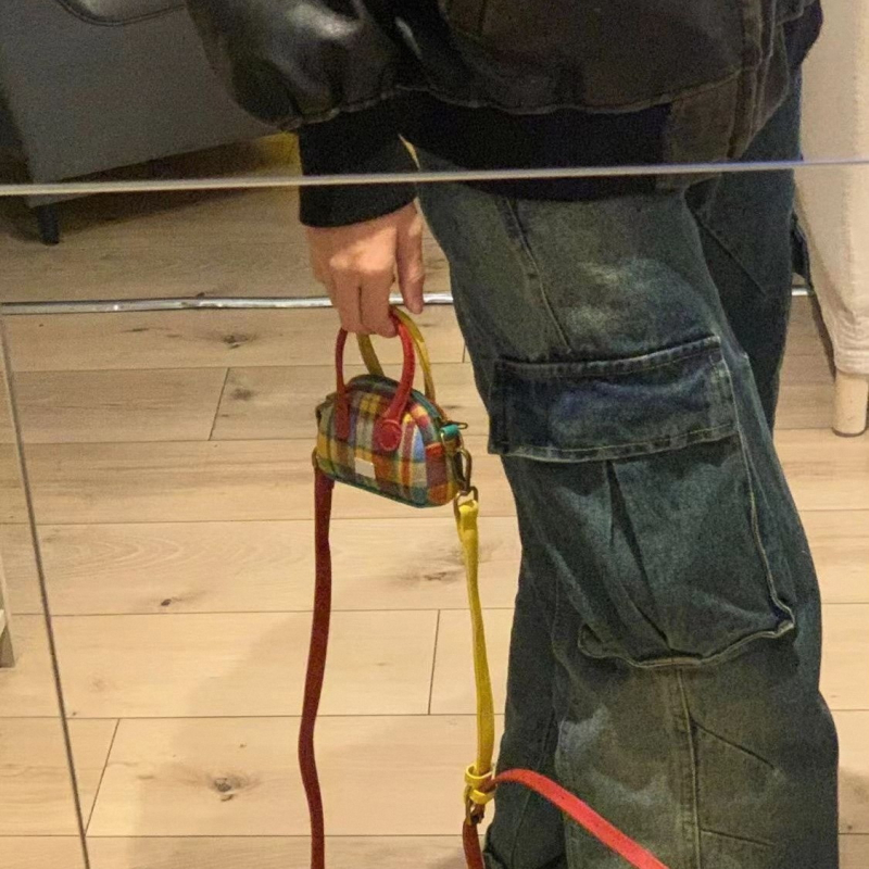 Krosbody torbica od vunene tkanine, gradski stil, mala kvadratna torbica u obliku jastuka, zatvaranje na zip, tajni džep s zipom